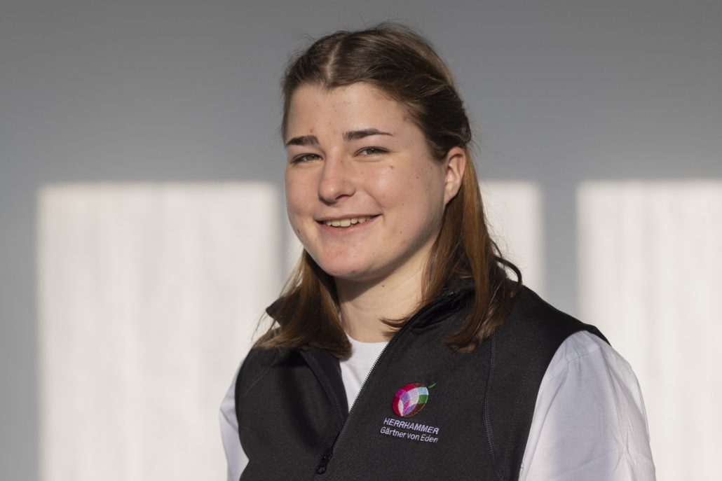 38+ Sonja Gärtner, Facebook gives people the power.